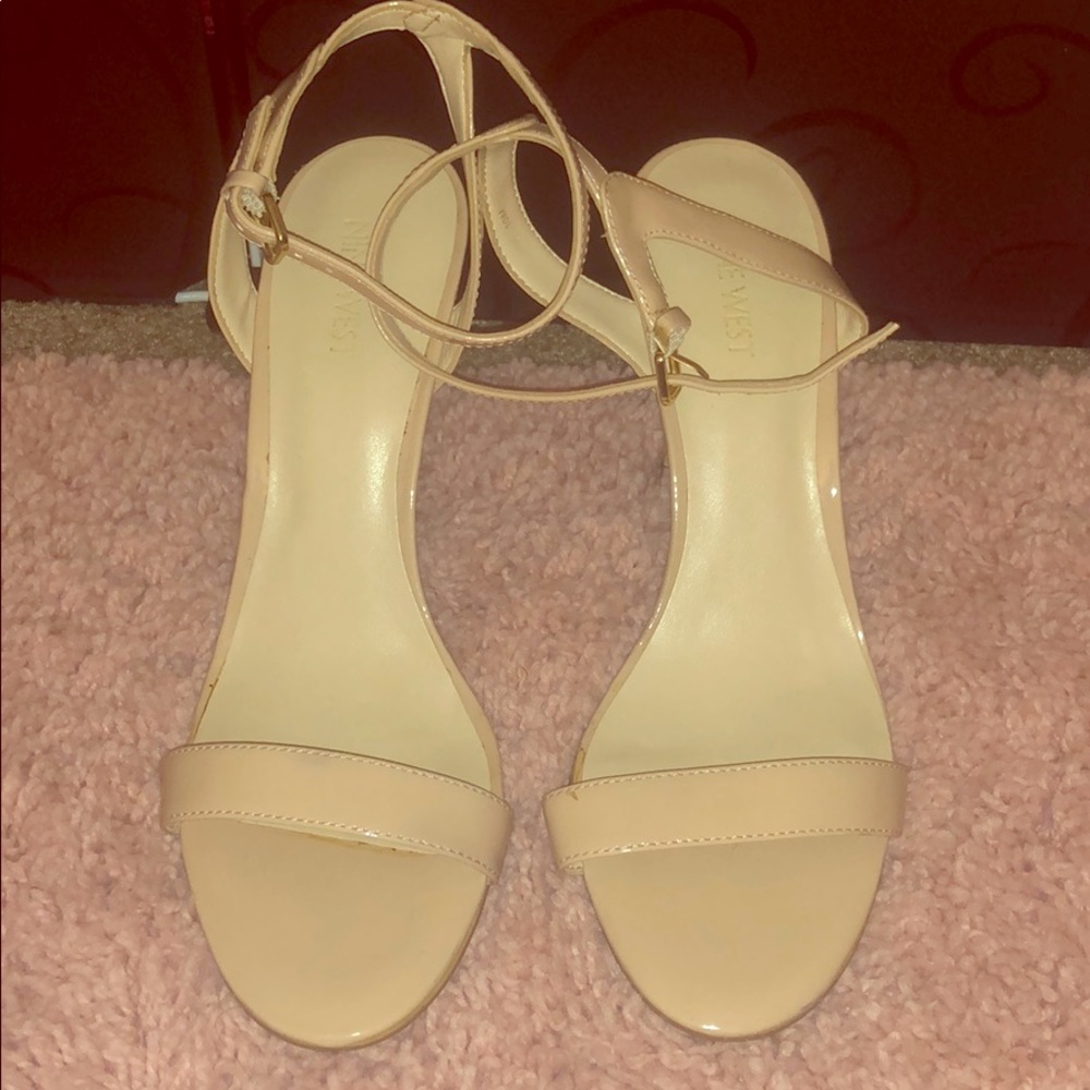 Midi Ankle Strap heel